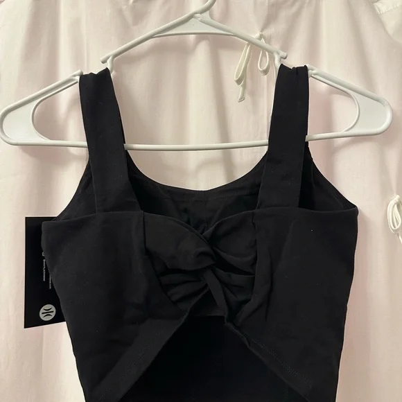 NEW with tags Astoria Activewear LIVE LUXE Crossed Sports Crop - Picture 5 of 7